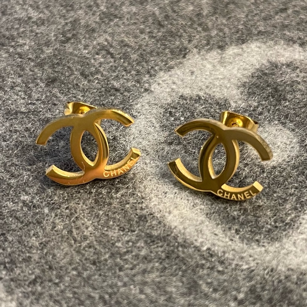 Chanel stud earrings DUPE *brand new, never worn*